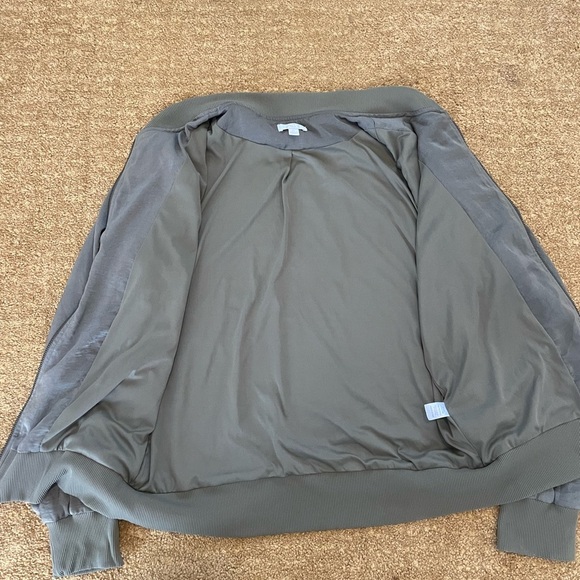 Charming Charlie Silky Fashion Retro Embroidered Windbreaker Womens Size (S) - Picture 5 of 6